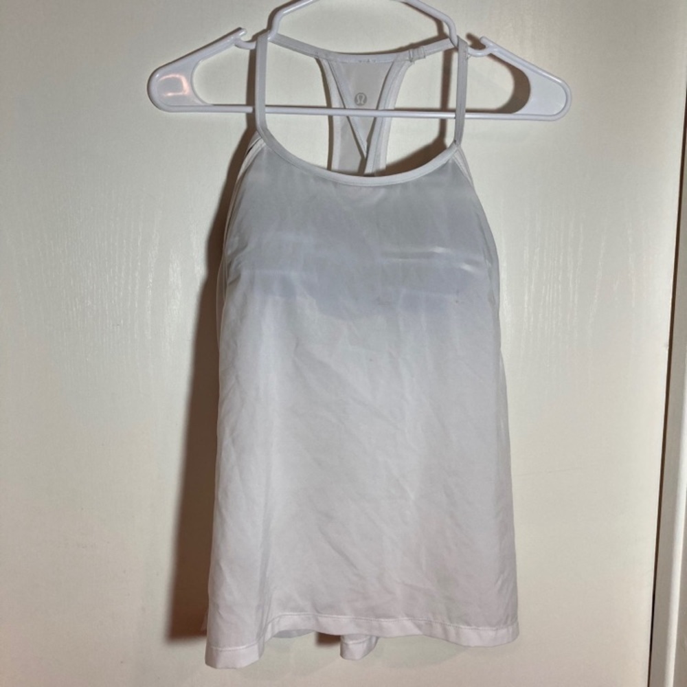 Lululemon tank with bra‎